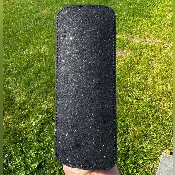 Michael Kors Cosmetic Case - Picture 2 of 6